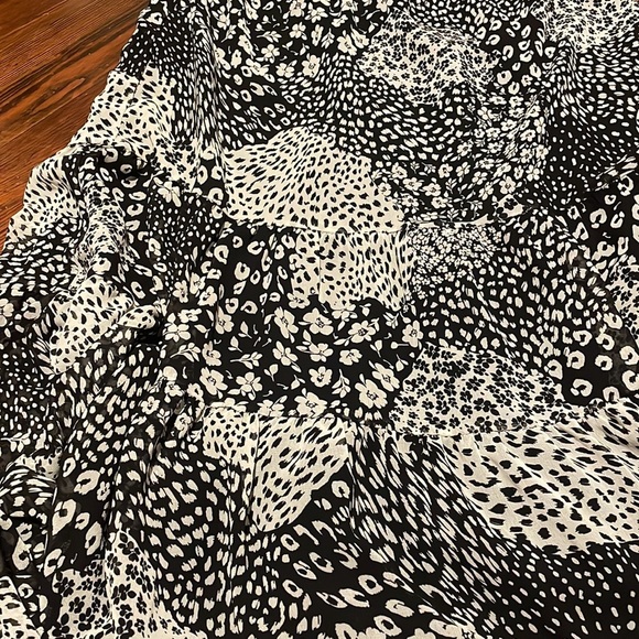 BB Dakota by Steve Madden Women’s Black and White Patterned Dress Size L - Picture 6 of 7